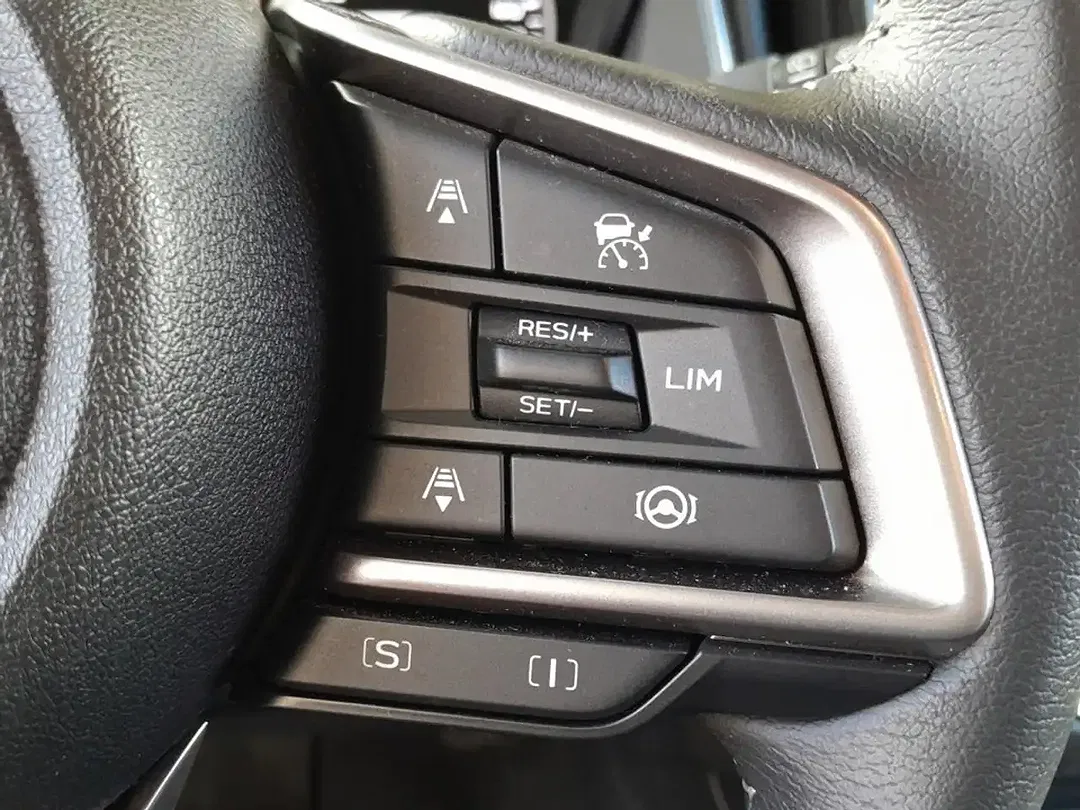 Subaru Crosstrek - Thumbnail 17