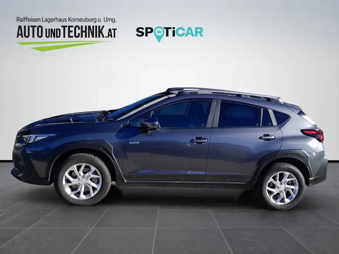 Subaru Crosstrek - Thumbnail 4