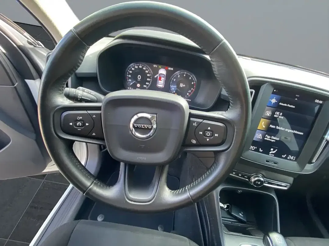 Volvo XC40 - Thumbnail 15