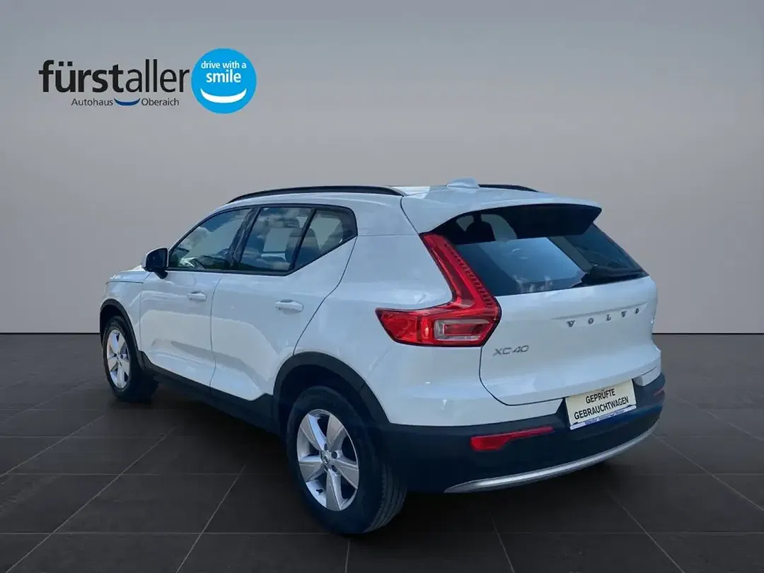 Volvo XC40 - Thumbnail 6