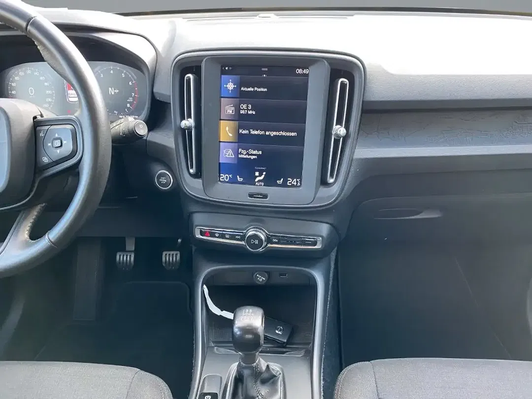 Volvo XC40 - Thumbnail 9