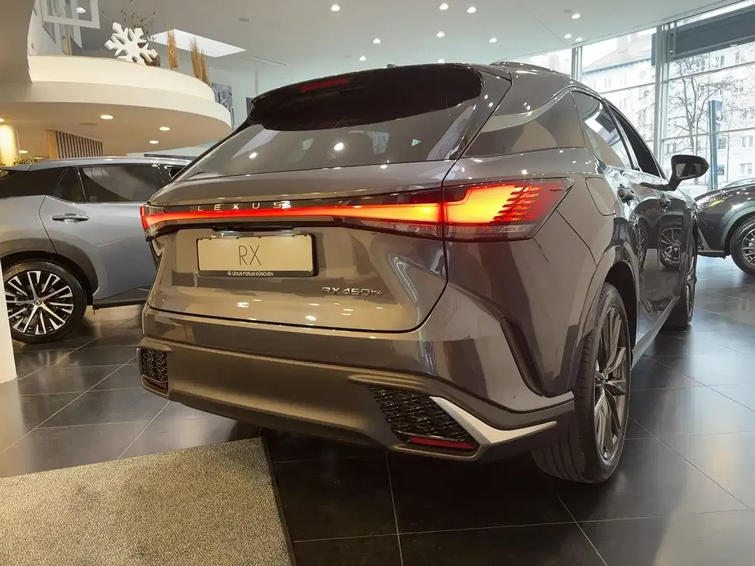 Lexus RX 450h - Thumbnail 4