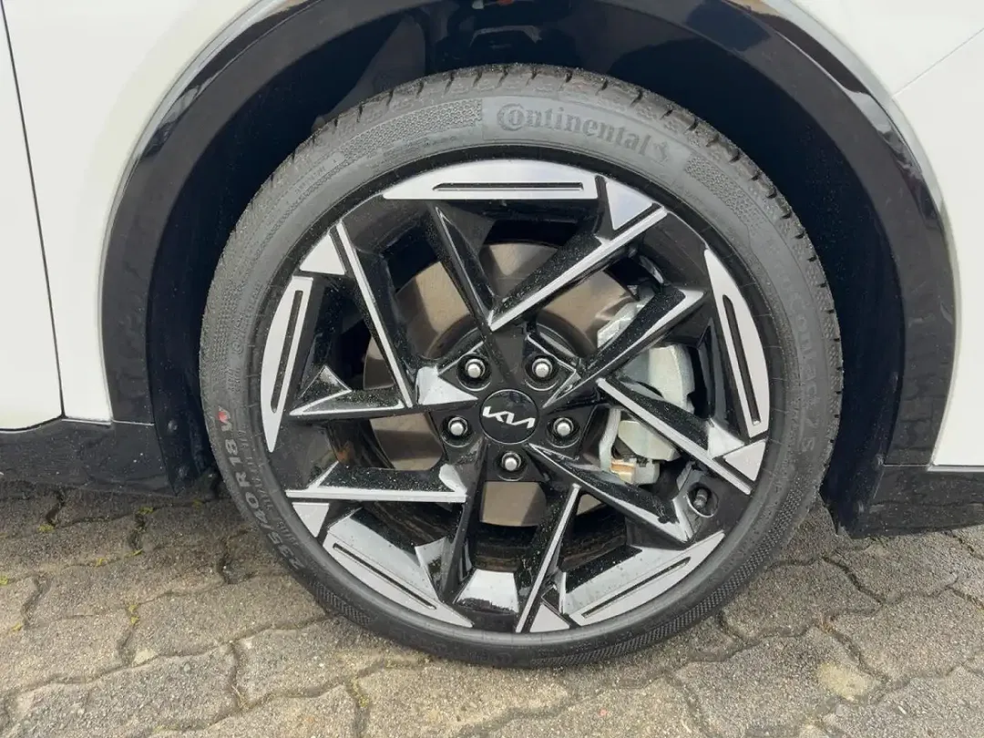 Kia K4 - Thumbnail 13