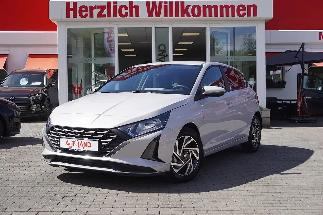 Hyundai i20 - Thumbnail 1