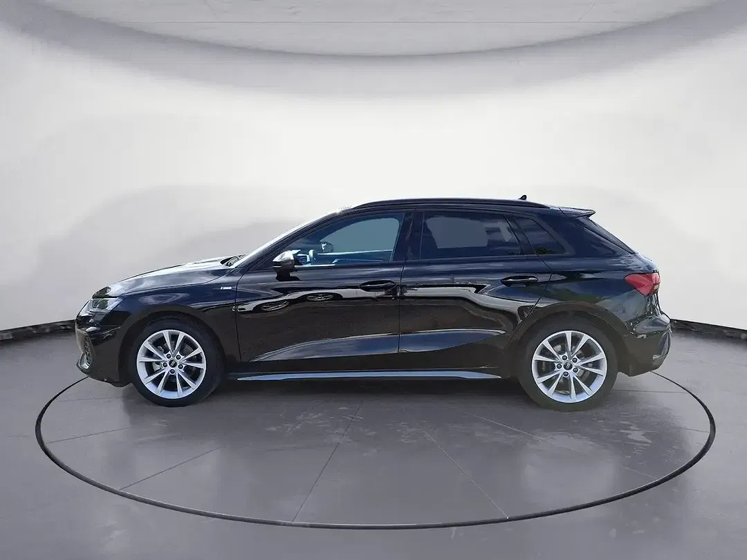Audi A3 - Thumbnail 2