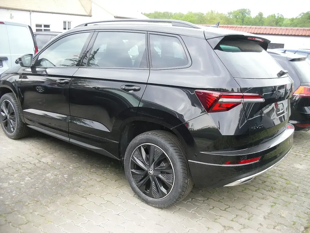 Skoda Karoq - Thumbnail 5