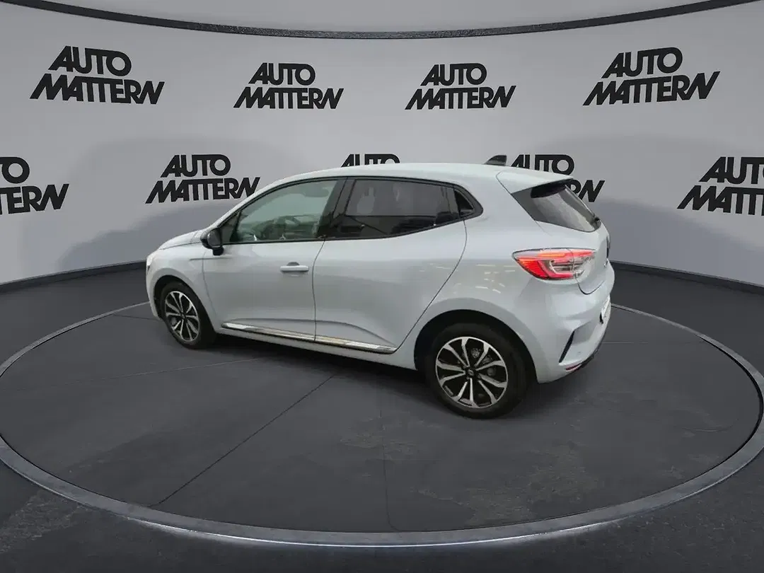 Renault Clio - Thumbnail 5