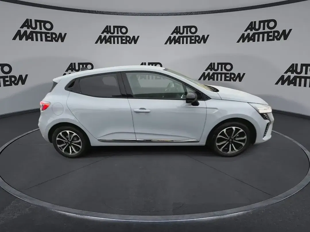 Renault Clio - Thumbnail 8