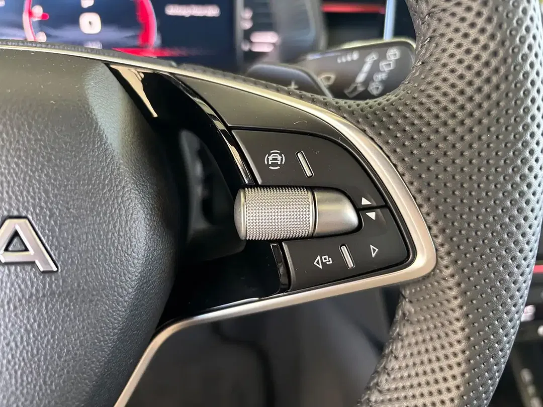 Skoda Kamiq - Thumbnail 8