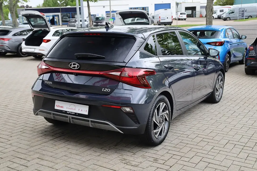 Hyundai i20 - Thumbnail 4