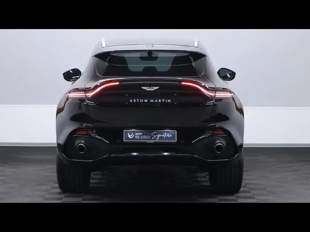 Aston Martin DBX - Thumbnail 6