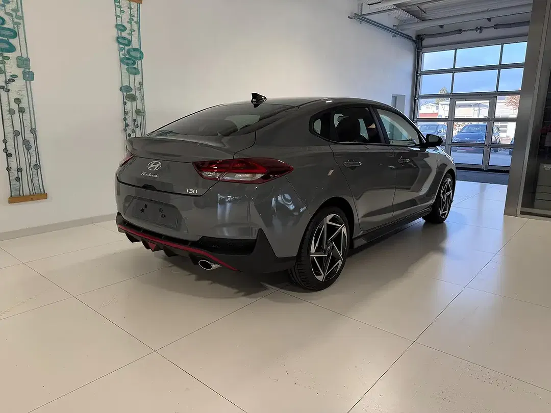 Hyundai i30 - Thumbnail 4