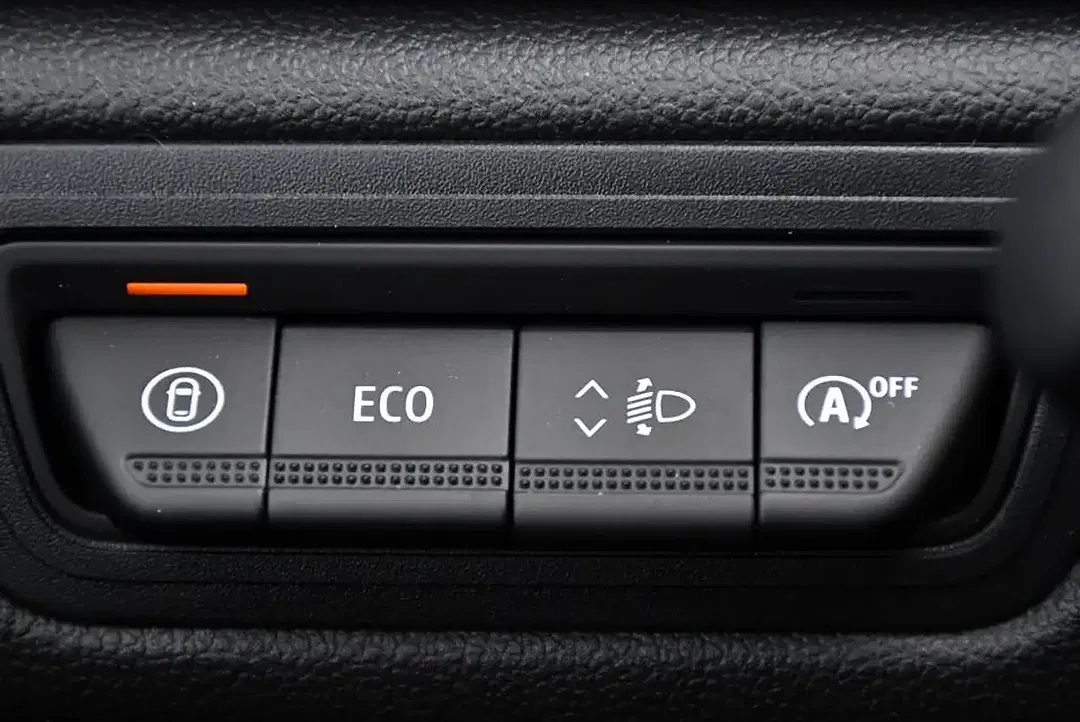 Mitsubishi ASX - Thumbnail 13
