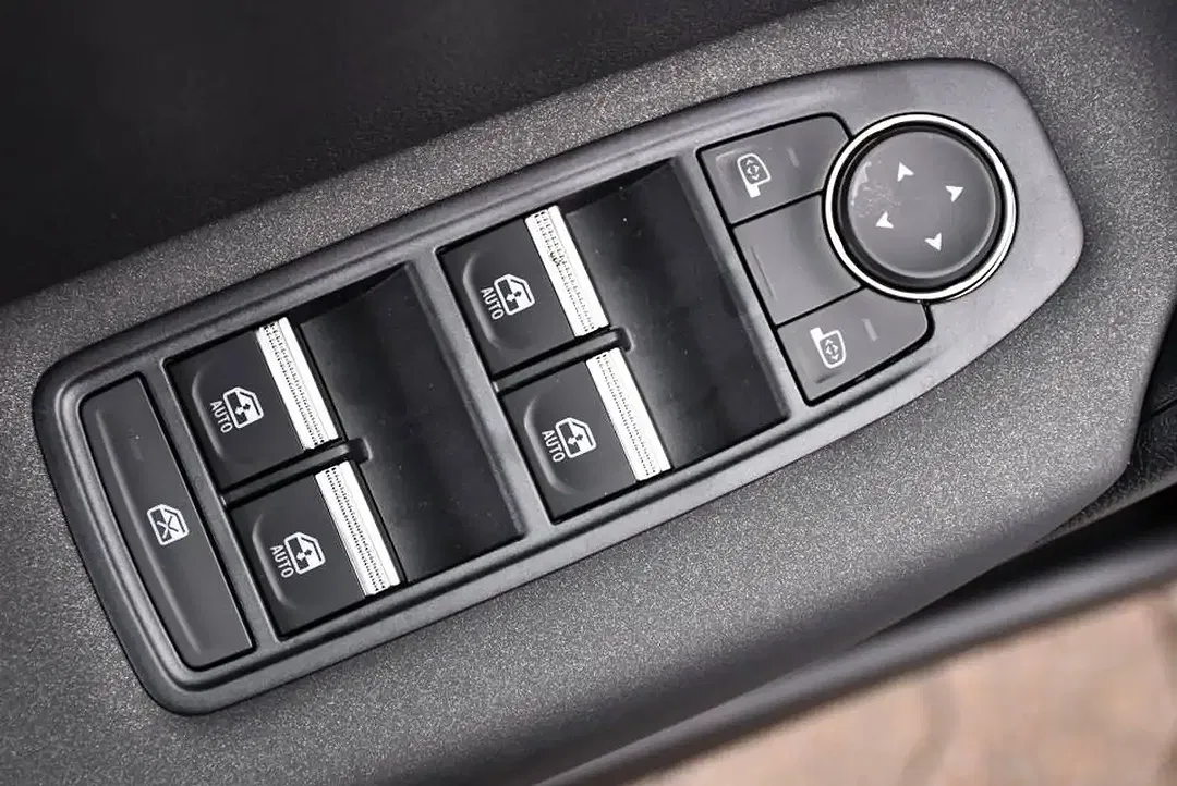 Mitsubishi ASX - Thumbnail 14