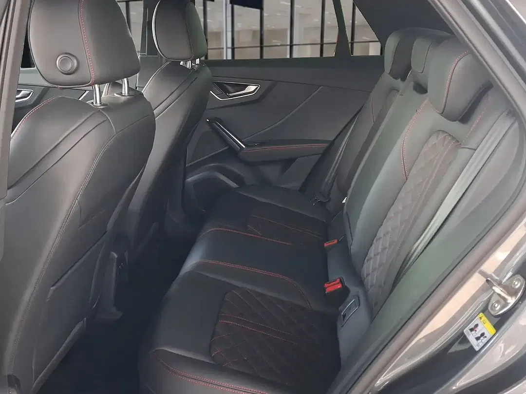 Audi Q2 - Thumbnail 6