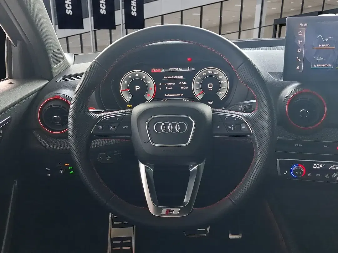 Audi Q2 - Thumbnail 8