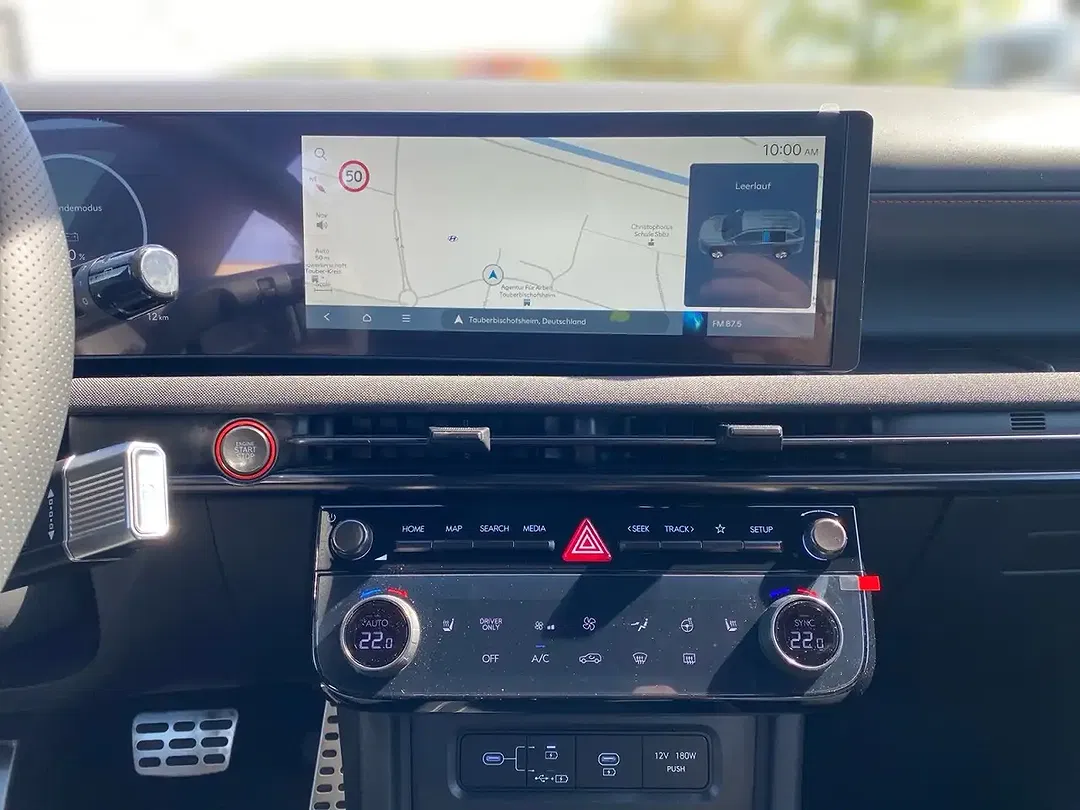 Hyundai TUCSON - Thumbnail 9
