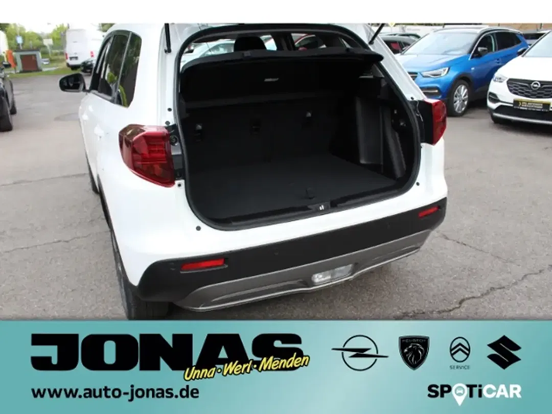 Suzuki Vitara - Thumbnail 8
