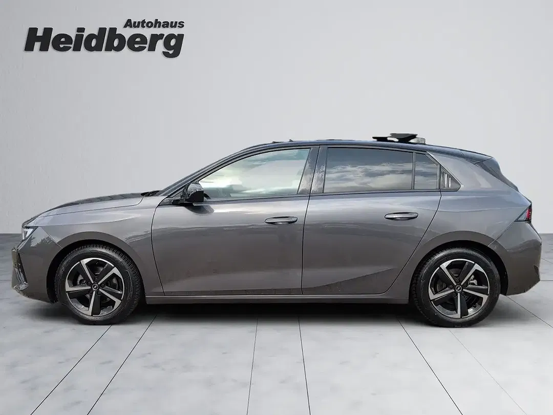 Opel Astra - Thumbnail 5