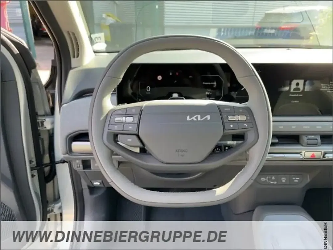 Kia EV3 - Thumbnail 12