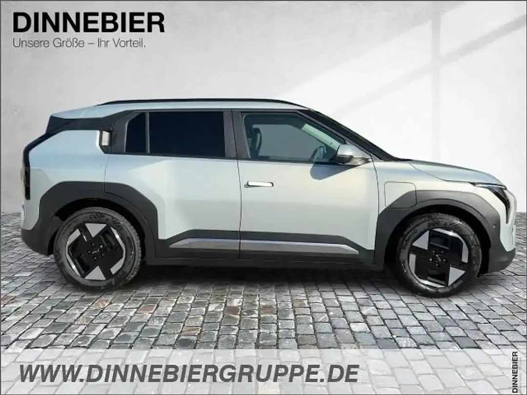 Kia EV3 - Thumbnail 3