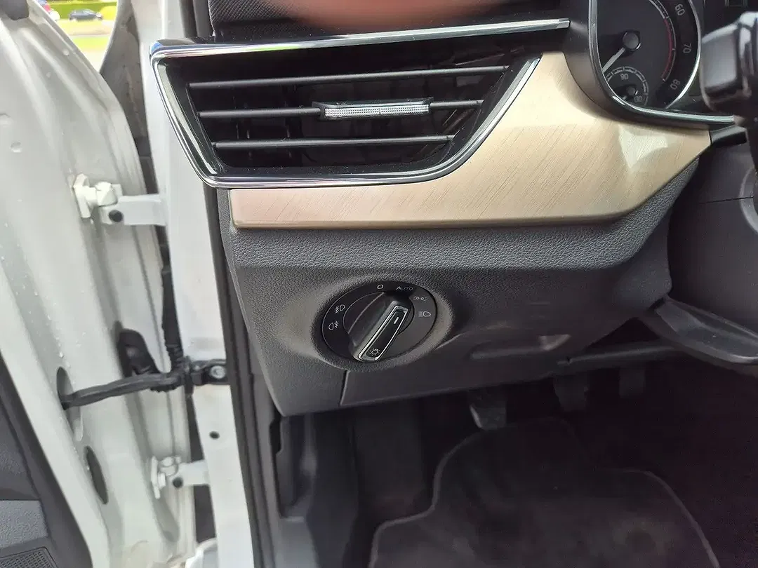 Skoda Scala - Thumbnail 13