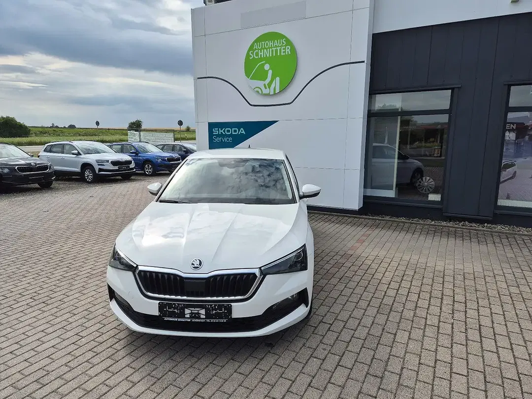 Skoda Scala - Thumbnail 2