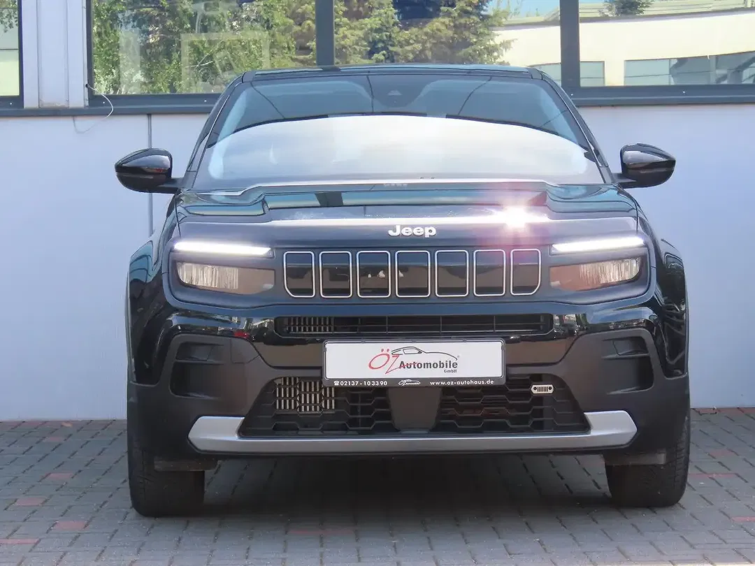 Jeep Avenger - Thumbnail 2
