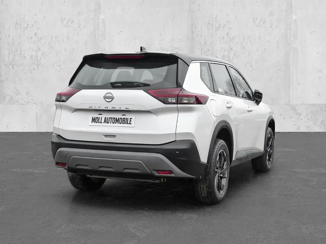 Nissan X-Trail - Thumbnail 2