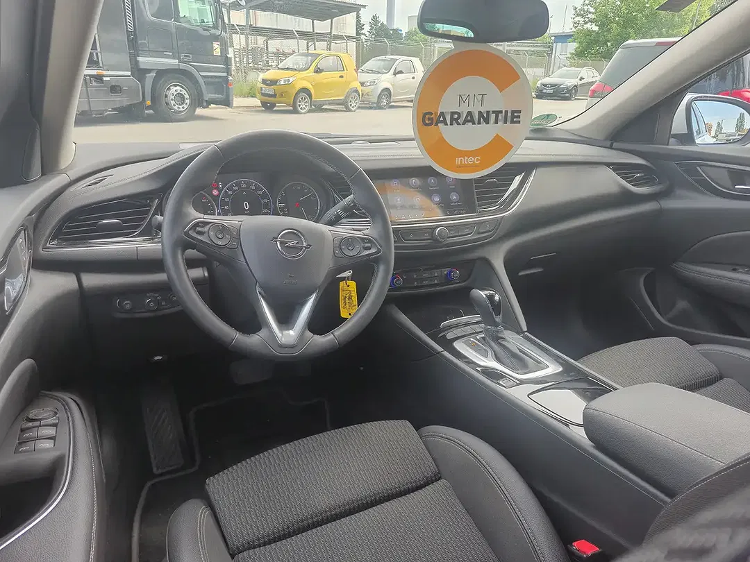 Opel Insignia - Thumbnail 13