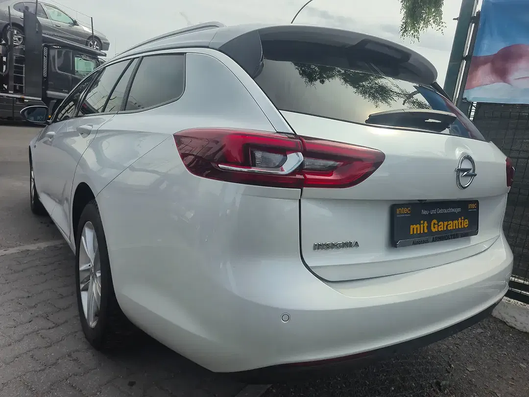 Opel Insignia - Thumbnail 4