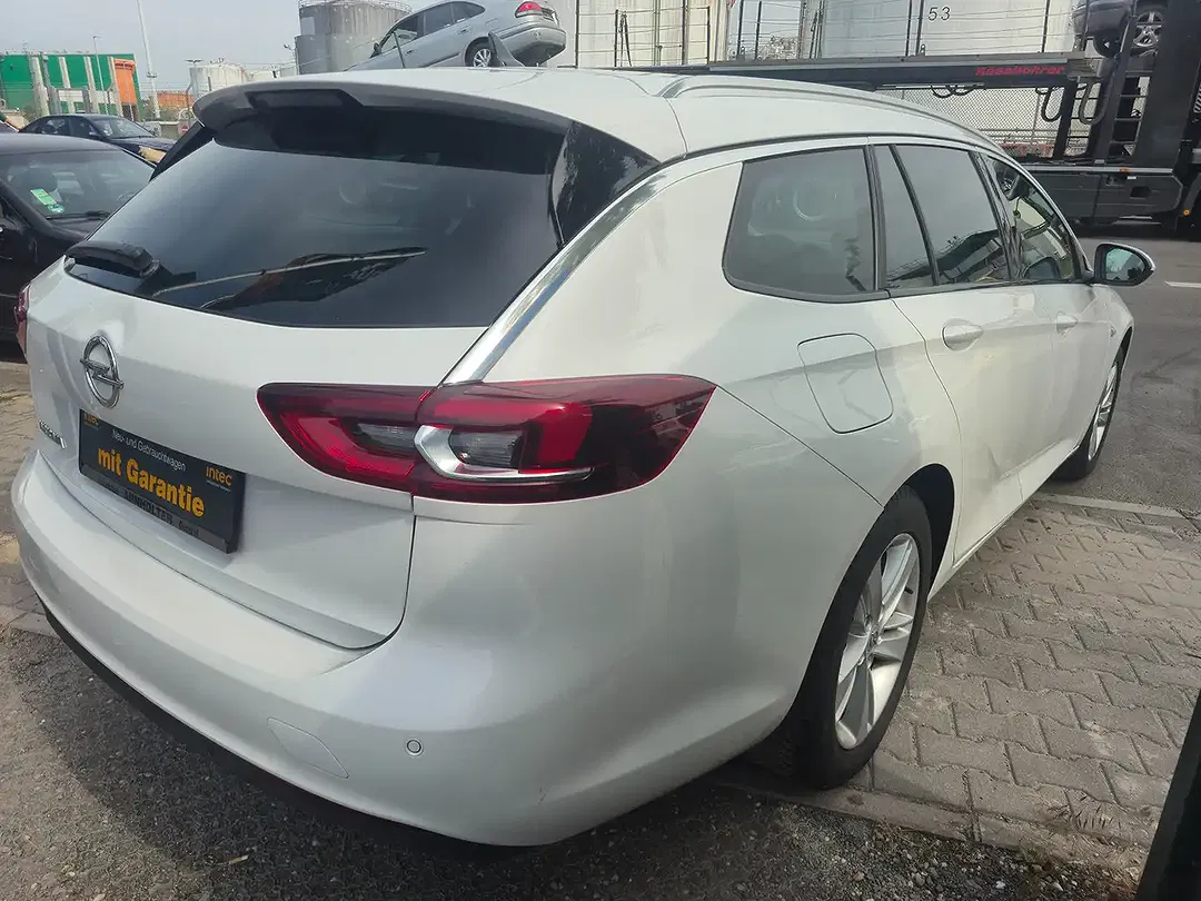 Opel Insignia - Thumbnail 6