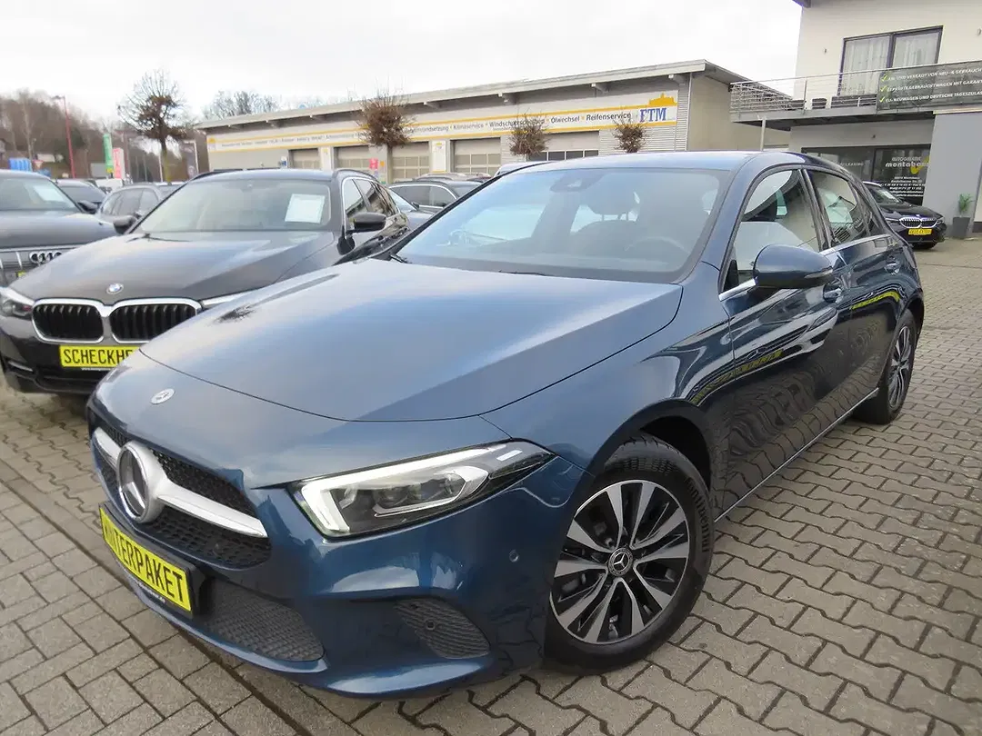 Mercedes-Benz A 200 - Thumbnail 1