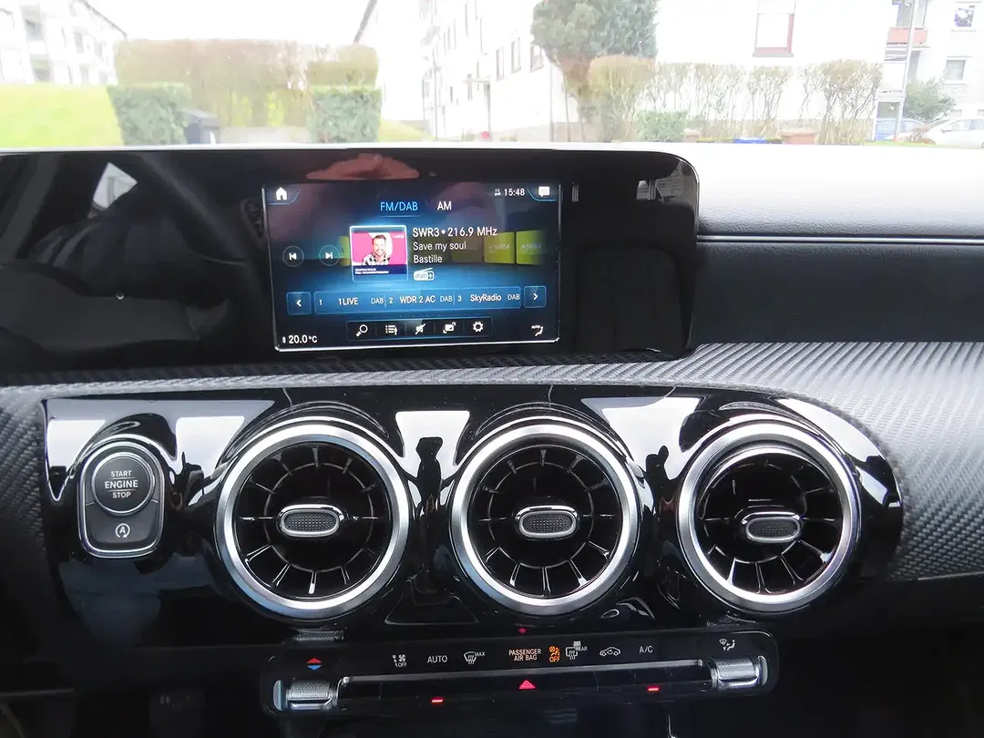 Mercedes-Benz A 200 - Thumbnail 13