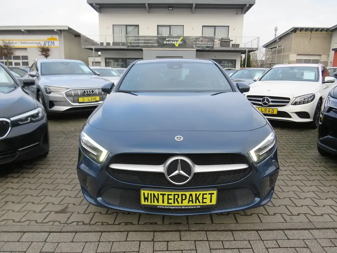 Mercedes-Benz A 200 - Thumbnail 2