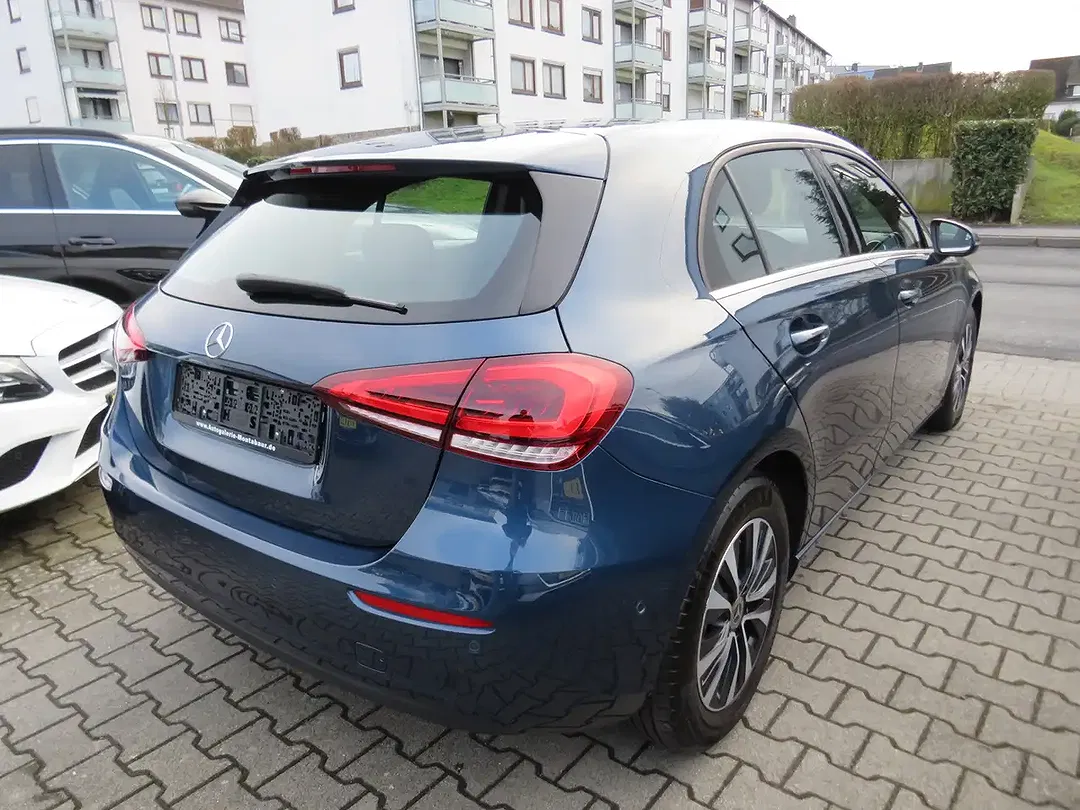 Mercedes-Benz A 200 - Thumbnail 6