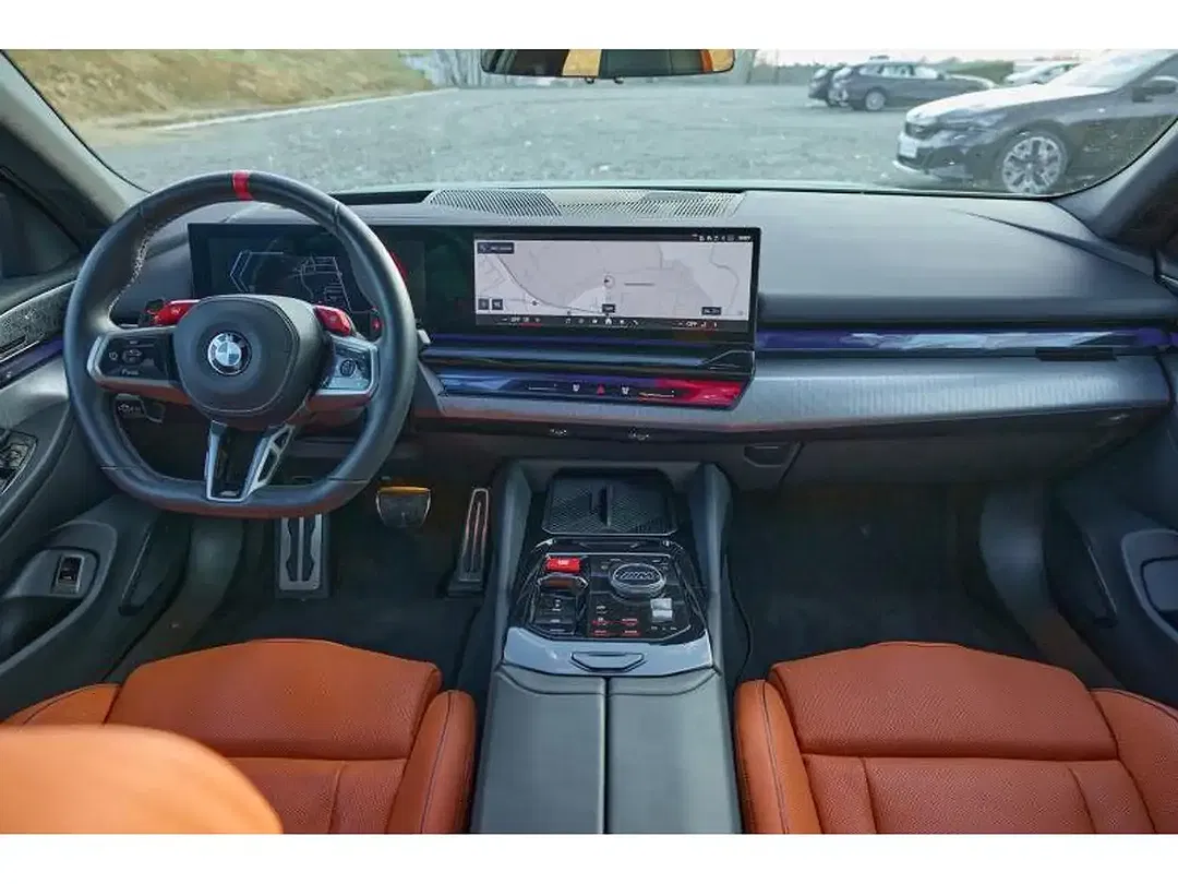 BMW M5 - Thumbnail 7