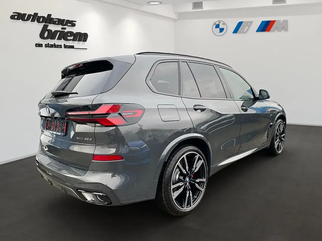 BMW X5 - Thumbnail 3