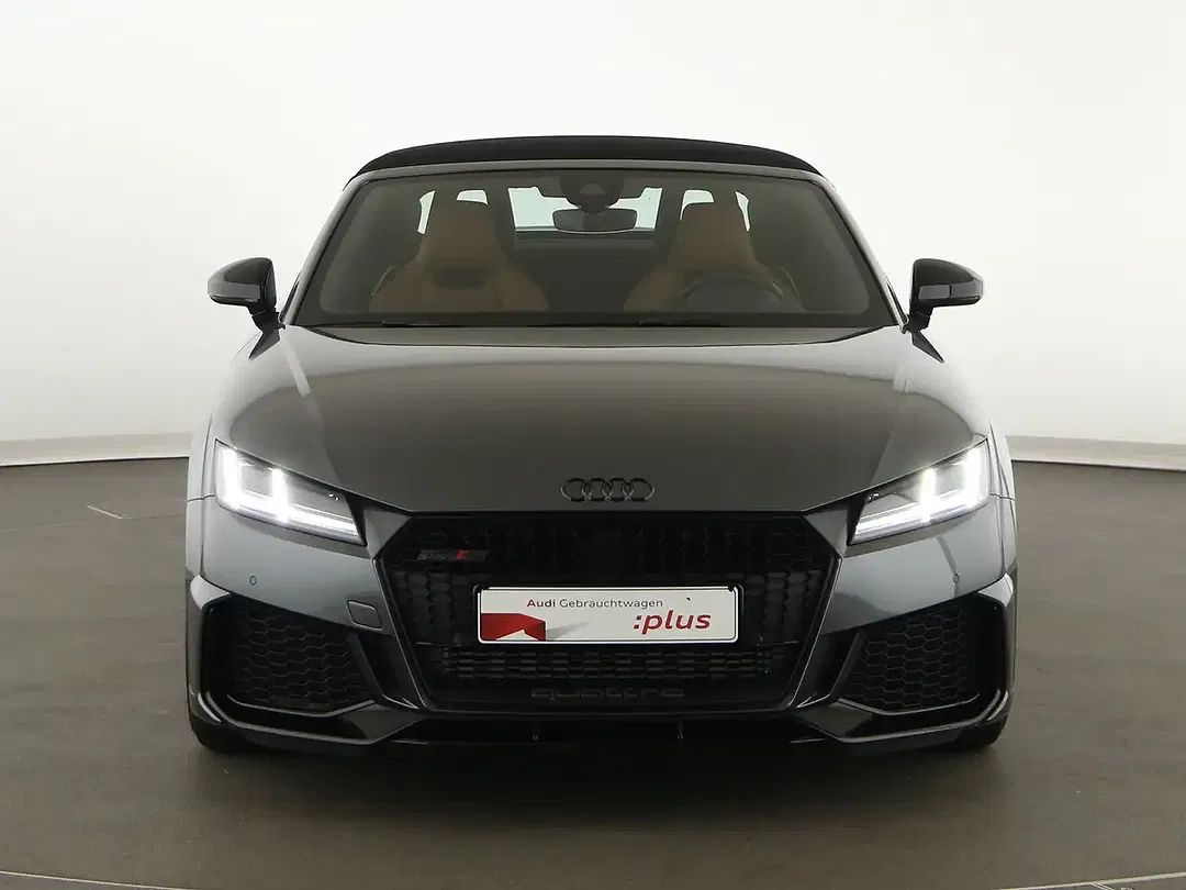 Audi TT RS - Thumbnail 3