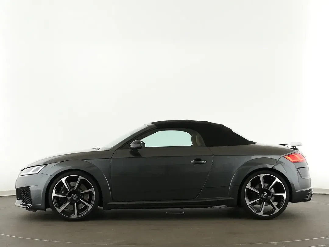 Audi TT RS - Thumbnail 4