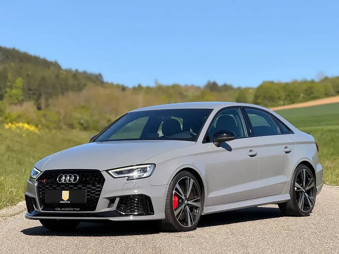 Audi RS3 - Thumbnail 2