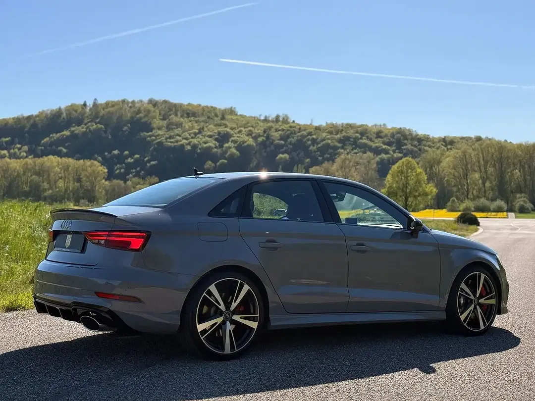 Audi RS3 - Thumbnail 9