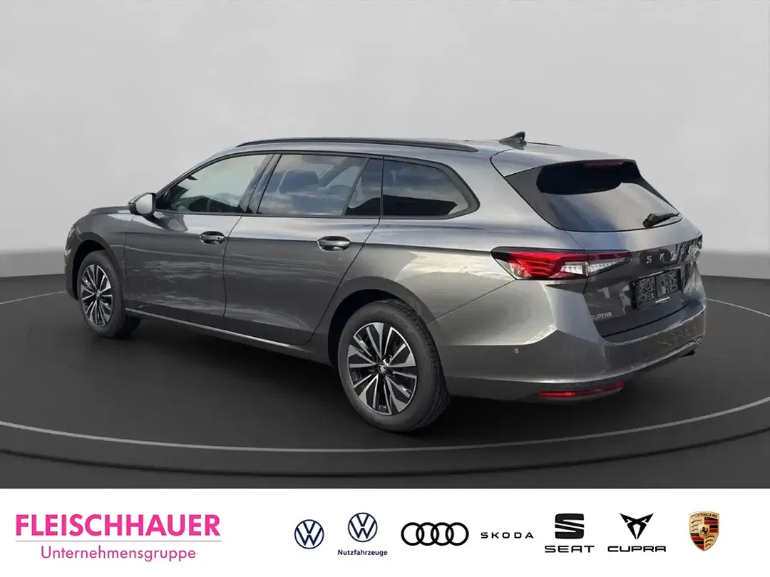 Skoda Superb - Thumbnail 4