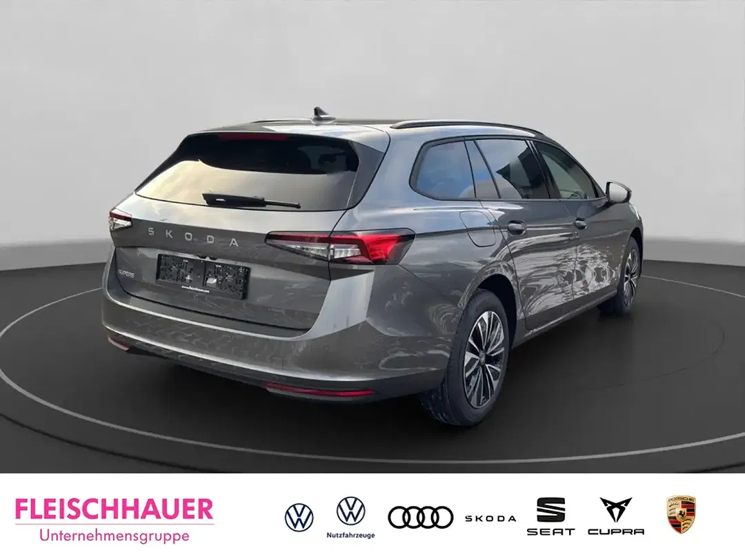 Skoda Superb - Thumbnail 6