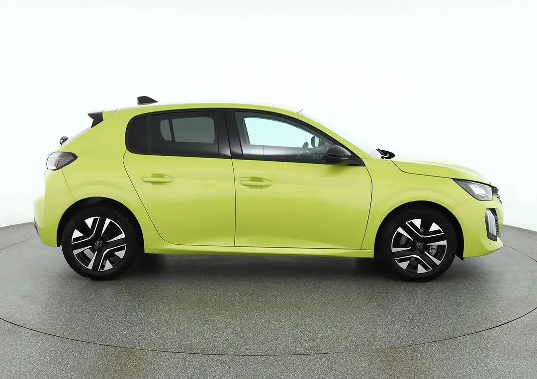 Peugeot 208 - Thumbnail 5