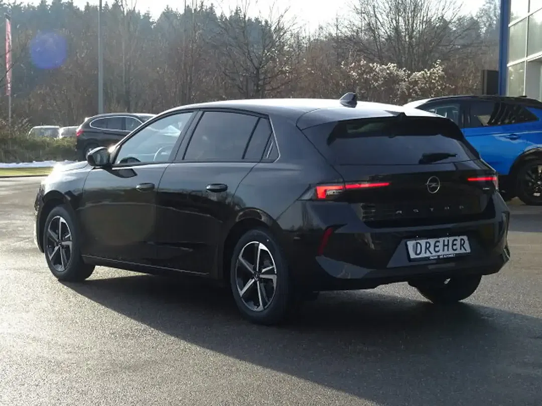 Opel Astra - Thumbnail 3