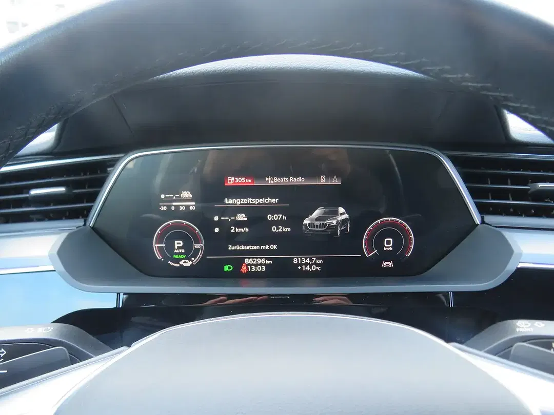 Audi e-tron - Thumbnail 12