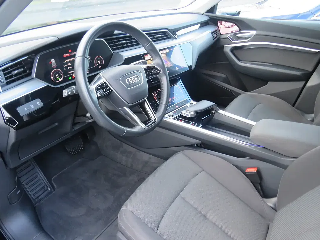 Audi e-tron - Thumbnail 7