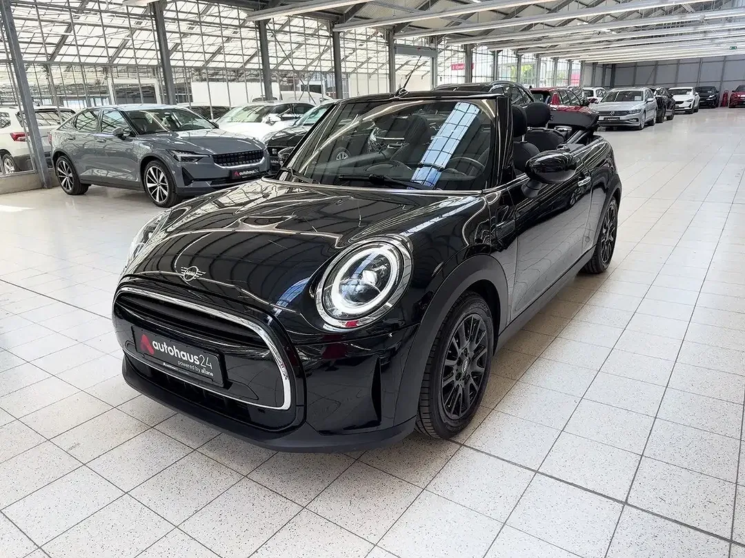 MINI One Cabrio - Thumbnail 8
