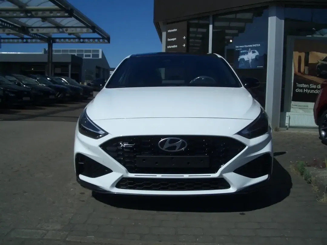 Hyundai i30 - Thumbnail 2